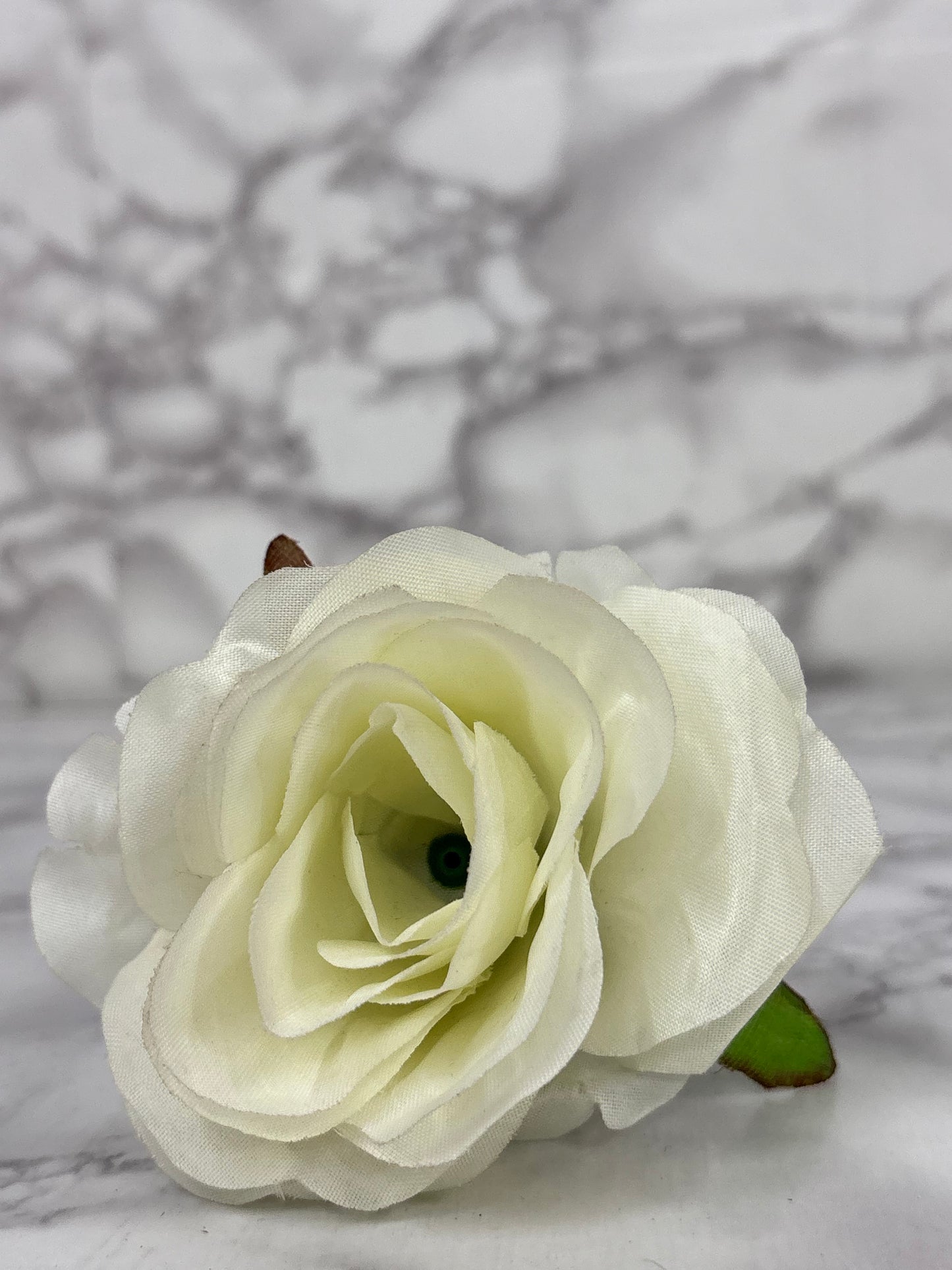Elegant Artificial Rose Flower – Real Look Decorative Rose for Home & Events (Pack of 50)