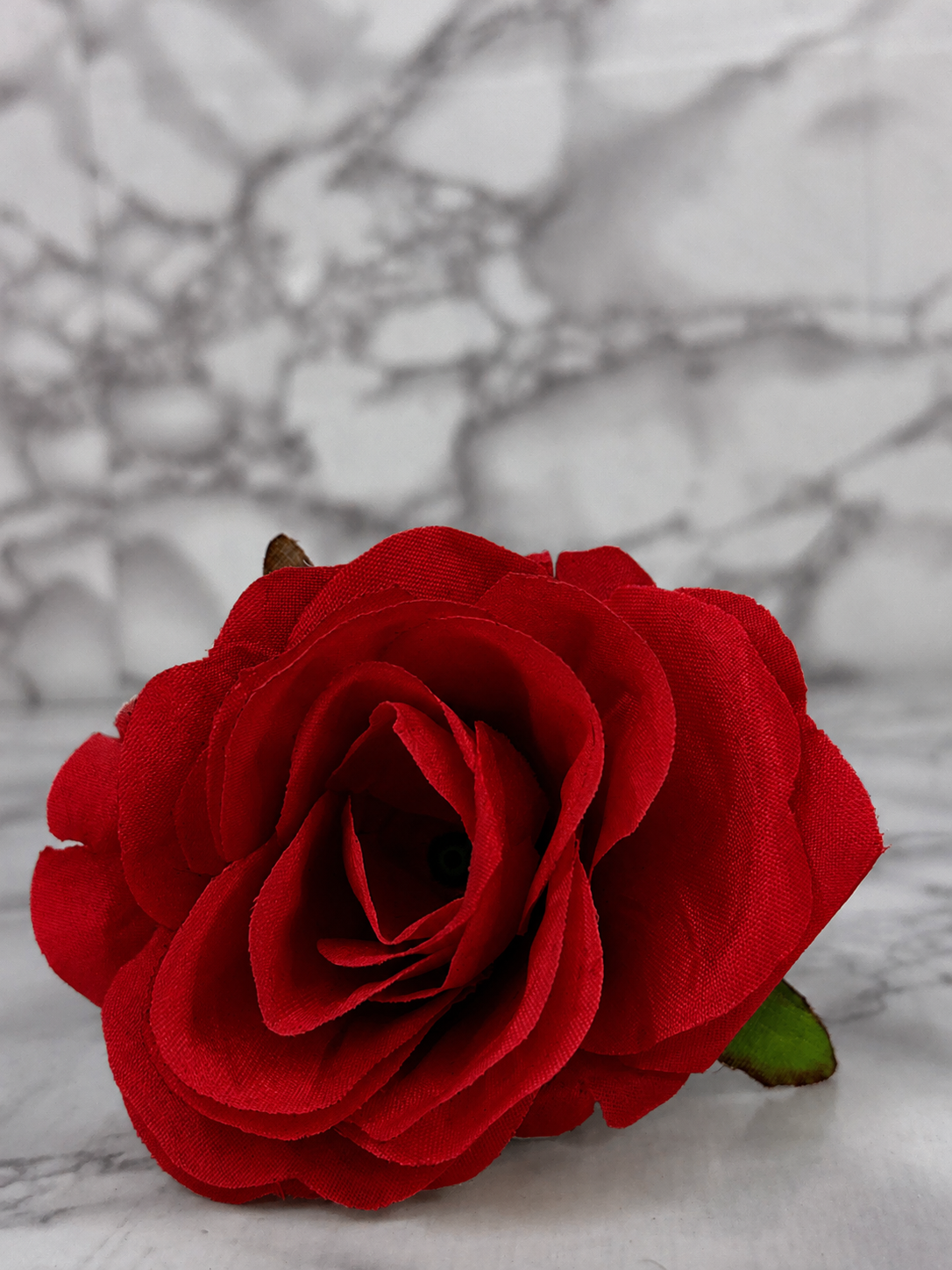Elegant Artificial Rose Flower – Real Look Decorative Rose for Home & Events (Pack of 50)
